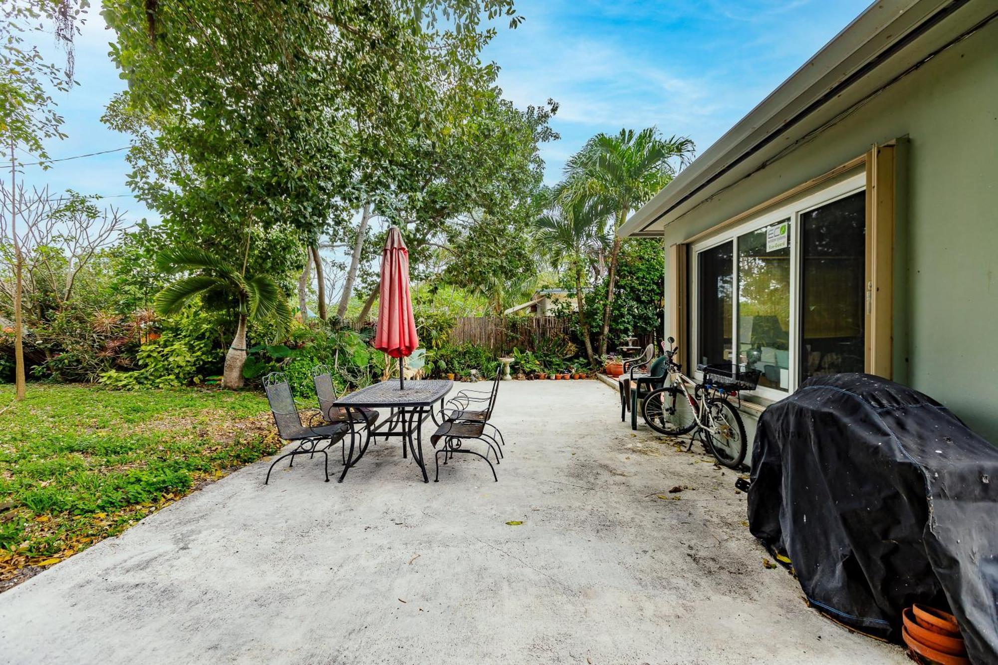 Uhost Ai - Updated 1B1B Hideaway - Sleeps 3 Hollywood Exteriör bild